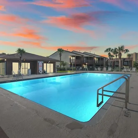 Villa Experience Starlit Nights From Beach Happy'S Balcony Overlooking The Community Pool At Beachwalk